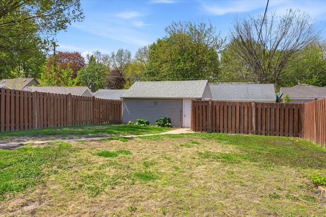5512 35th Avenue S, Minneapolis, MN 55417