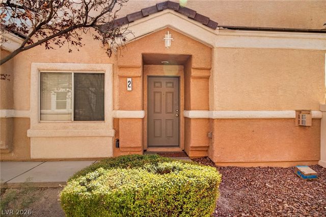 6749 Lookout Lodge Lane 2, North Las Vegas, NV 89084