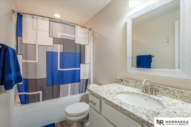 2848 Sheila Lane, Lincoln, NE 68516