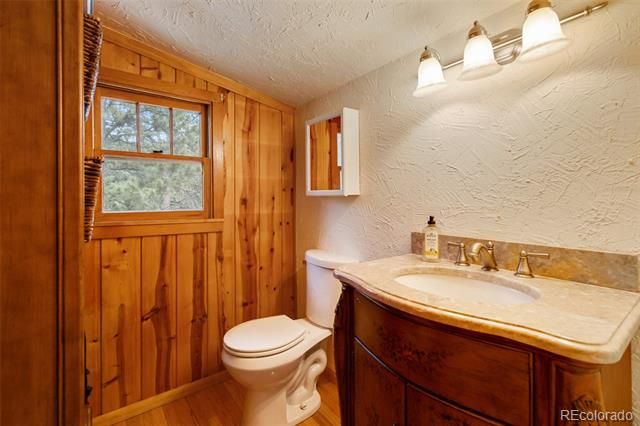 10416 Mountain Avenue, Green Mountain Falls, CO 80819