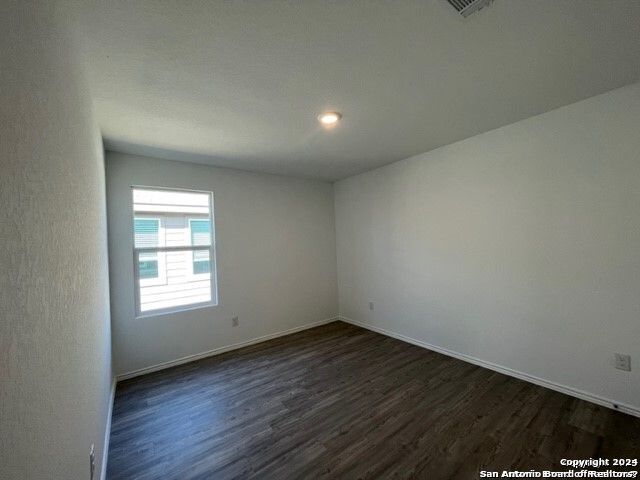 2421 DOUBLE OAK DR, New Braunfels, TX 78130