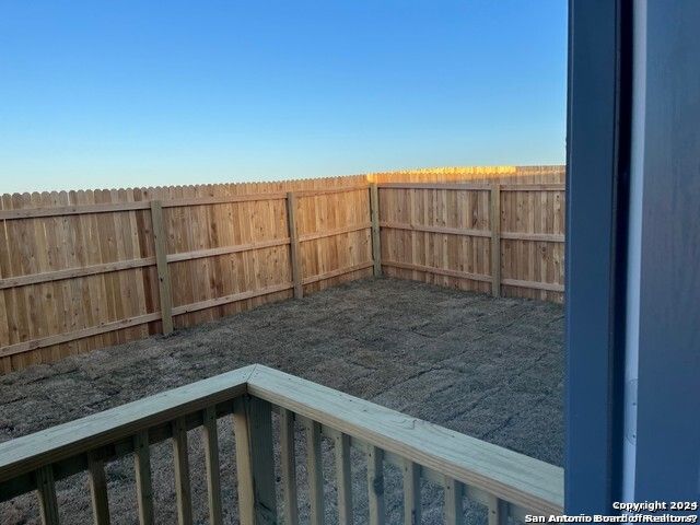 2421 DOUBLE OAK DR, New Braunfels, TX 78130
