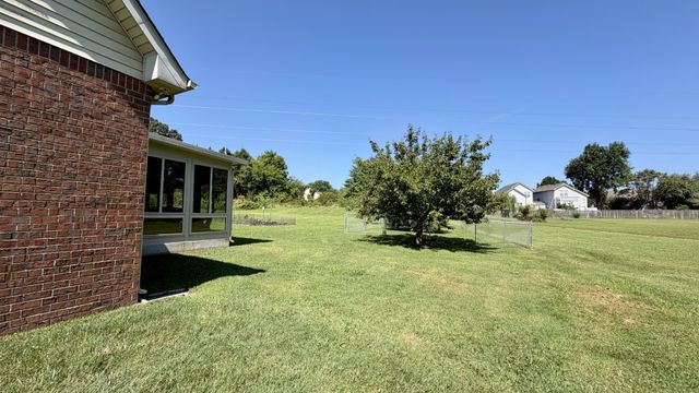 104 Hermitage Dr, Smyrna, TN 37167