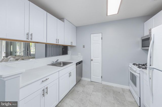 37 RAY SMITH RD, Sicklerville, NJ 08081