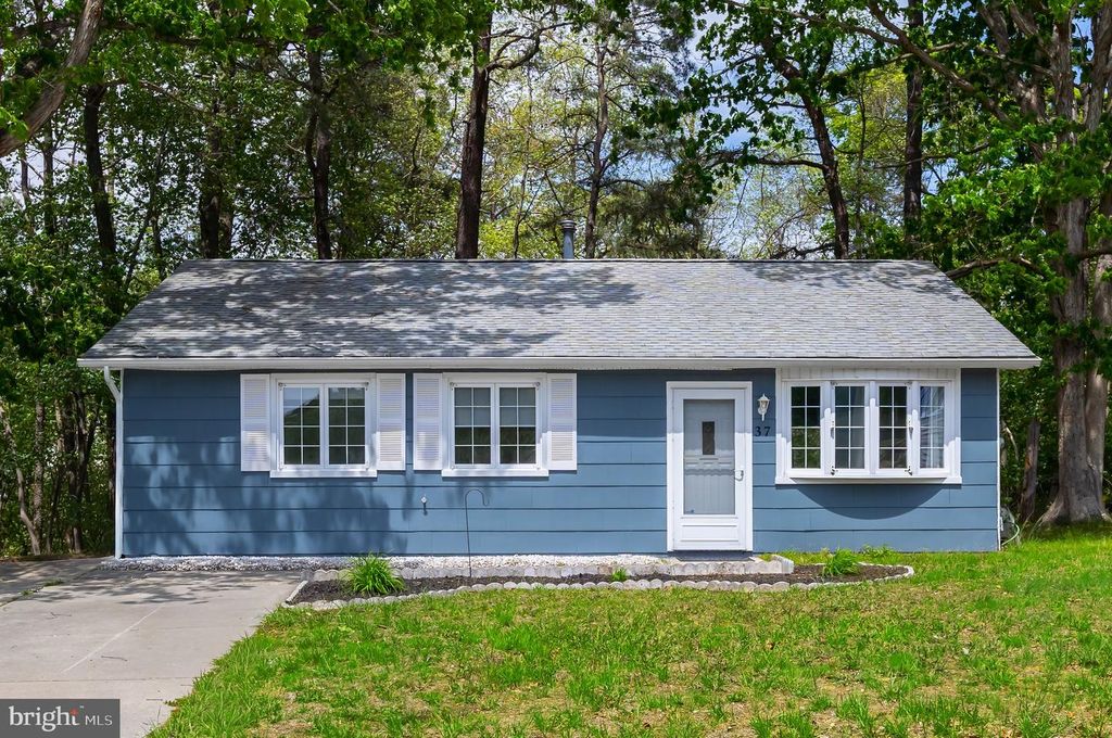 37 RAY SMITH RD, Sicklerville, NJ 08081