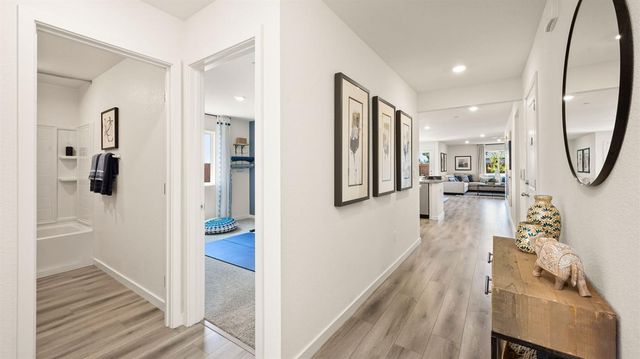 2205 Roesler Dr, Yuba City, CA 95993