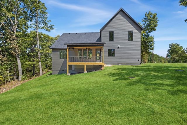 1 Lockton Drive, Bella Vista, AR 72714