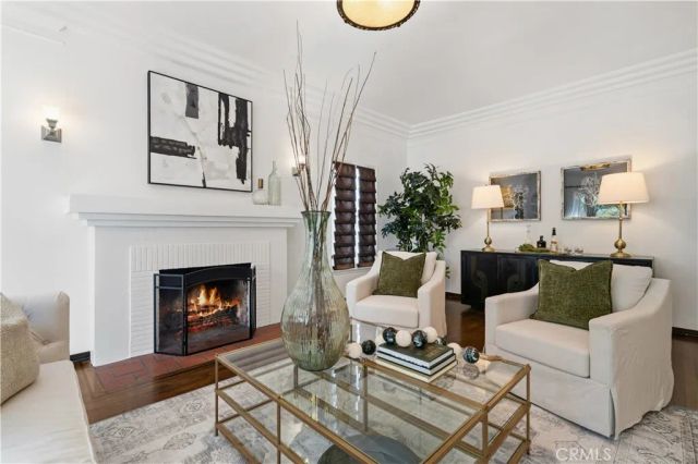 6237-and 6239 W 6th Street, Los Angeles, CA 90048