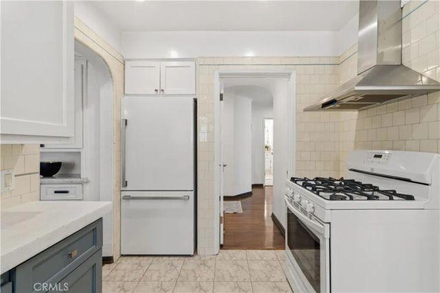6237-and 6239 W 6th Street, Los Angeles, CA 90048