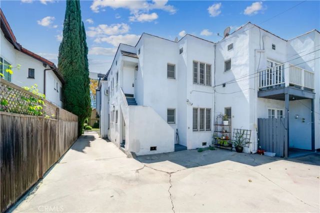 6237-and 6239 W 6th Street, Los Angeles, CA 90048