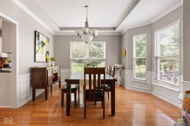 5498 Laurel Crest Run, Noblesville, IN 46062