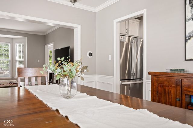 5498 Laurel Crest Run, Noblesville, IN 46062