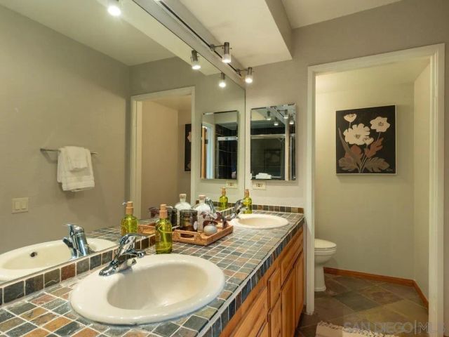 917 Torrance 19, San Diego, CA 92103