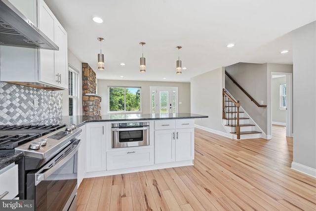 1633 REED RD, Pennington, NJ 08534