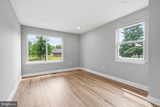 1633 REED RD, Pennington, NJ 08534