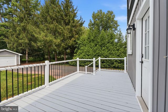 1633 REED RD, Pennington, NJ 08534