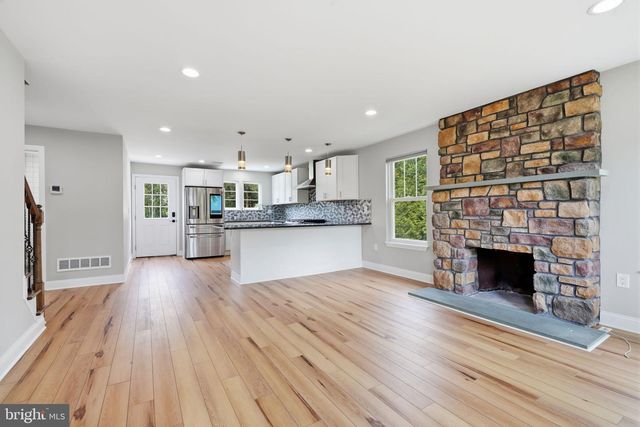 1633 REED RD, Pennington, NJ 08534