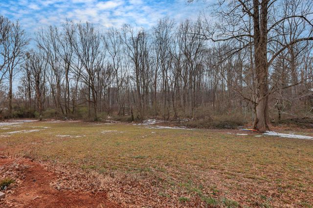 536 Old Mill Road, Campobello, SC 29322
