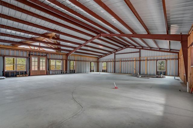 536 Old Mill Road, Campobello, SC 29322