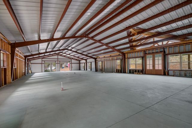 536 Old Mill Road, Campobello, SC 29322