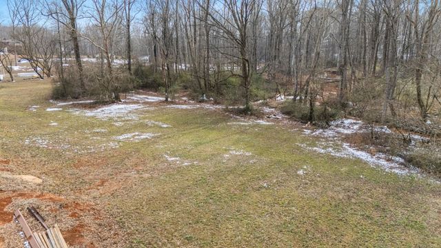 536 Old Mill Road, Campobello, SC 29322