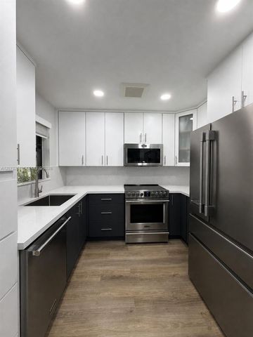 3295 Cocoplum Circle 3323, Coconut Creek, FL 33063
