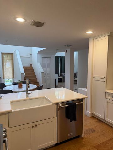 1139 TOWN CENTER Drive 25, Jupiter, FL 33458