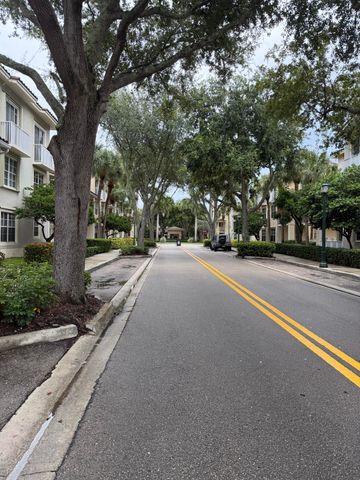 1139 TOWN CENTER Drive 25, Jupiter, FL 33458