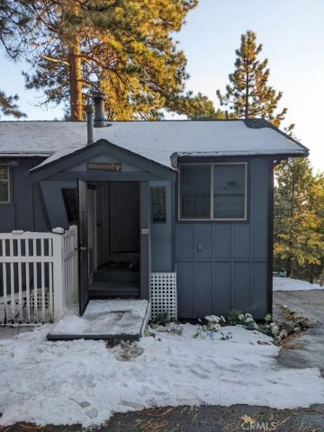 31434 Circle View Drive, Running Springs, CA 92382