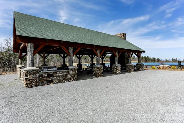 1211 Mountain Vista Drive, Nebo, NC 28761