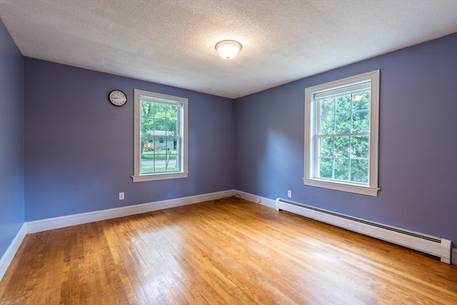 289 Morgan St, South Hadley, MA 01075
