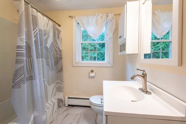 289 Morgan St, South Hadley, MA 01075
