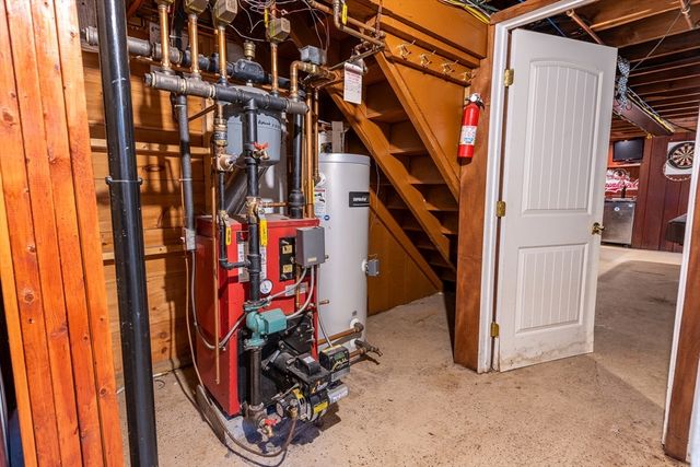 289 Morgan St, South Hadley, MA 01075