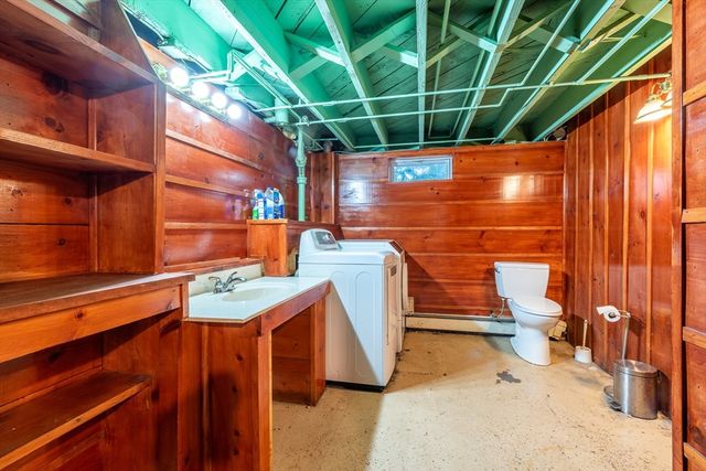 289 Morgan St, South Hadley, MA 01075