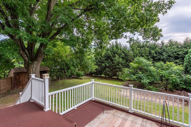 289 Morgan St, South Hadley, MA 01075