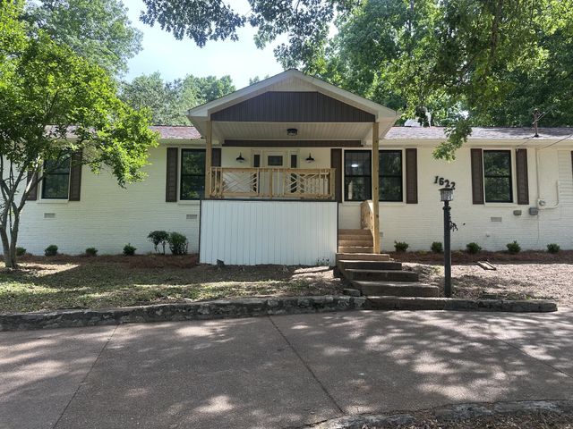 1622 Woodside Dr, Lebanon, TN 37087