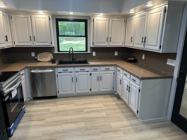 1622 Woodside Dr, Lebanon, TN 37087