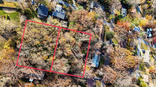 99999 Caribou Road, Asheville, NC 28803