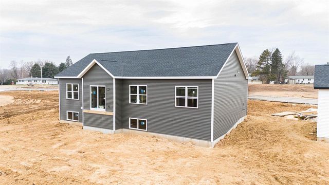 412 Ridge Court, Orfordville, WI 53576