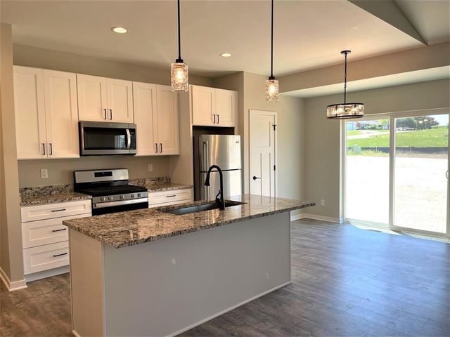 412 Ridge Court, Orfordville, WI 53576