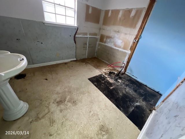 675 Wilson Boulevard, Axis, AL 36505