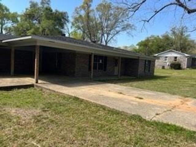675 Wilson Boulevard, Axis, AL 36505