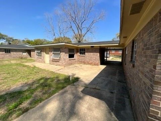675 Wilson Boulevard, Axis, AL 36505