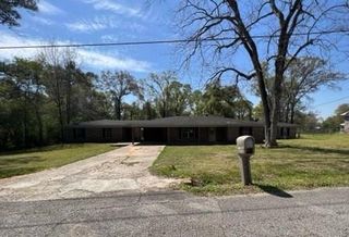 675 Wilson Boulevard, Axis, AL 36505