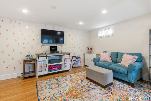 19 Lathrop Avenue, Stonington, CT 06379