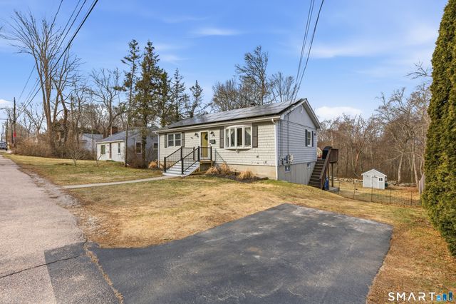 19 Lathrop Avenue, Stonington, CT 06379