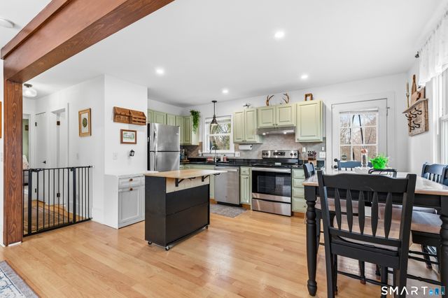 19 Lathrop Avenue, Stonington, CT 06379