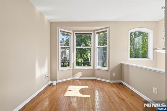 448 Hartford Drive 4049, Nutley, NJ 07110