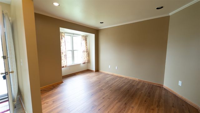 9084 Colony Park Drive, Ypsilanti, MI 48197