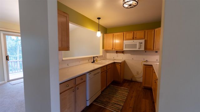 9084 Colony Park Drive, Ypsilanti, MI 48197